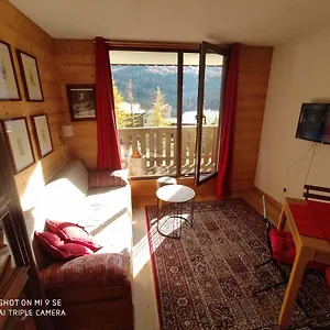 Apartment Les Chataigniers Rouges, Isola 2000